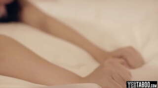 Maħmuġ-anzjani żagħżugħa Whitney Wright huwa imqareb lil għall-anzjani