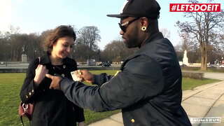 PUMMEJA LINJA - #Meggie Marika - Seksikäs Perse, Brunette Hardcore Porattu Linja-Mukaan Iso Musta Kukko