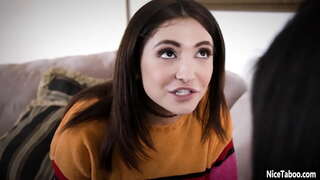 Gribošas beibes Joanna Angel un pārsteidzošs petite babeJane Wilde dalīta dick un fucked grūti