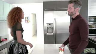 سیاه پوست سکس Brixley بنز تشکر از او را اغفال جنسی slobbing دیک خود را و او را به فراموشی