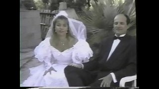 Francuskinja biva jebana dok nosi belu venčanicu