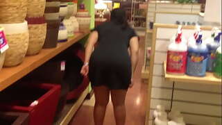 Culona өйрәтә паноча һәм анус кибетендә