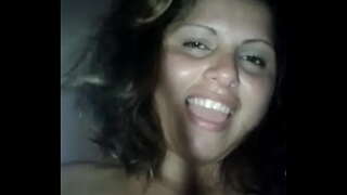 Rica big tits, cumshot ecuatoriana sino ang nakakaalam kung paano sumakay