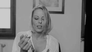 Mia-Kamen-01-SmokeAgony