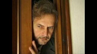 בלונדינית לורה קונטי מקבל מצחיק שלישייה