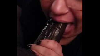 Занудная gəlin edir dərin bir kondom