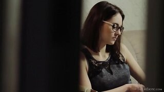 Tina M špehování Sade Mare