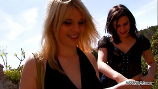 Ass Muti Ārā Sabiedrības Seksu... Un Cumshot