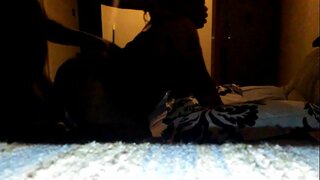 ���້າຕອນກາງຄືນແຕກ