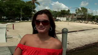 Ȃ�脏的妻子喜欢鸡巴