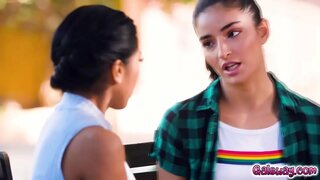 Ember agus Emily phlean a athrú ar an litriú