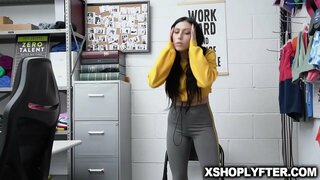 Ир шем нӱжын налыт самырык шке деч пеҥгыдын джудит шеҥгелне джоли орол киска