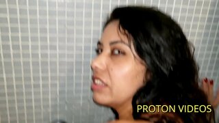 Behind the scenes: sex in the shower with sasha റോസ് pissing
